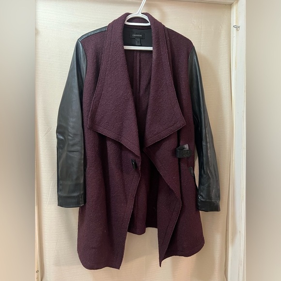 ⚪️Leather and wool blend women’s burgundy and black coat - Picture 5 of 9